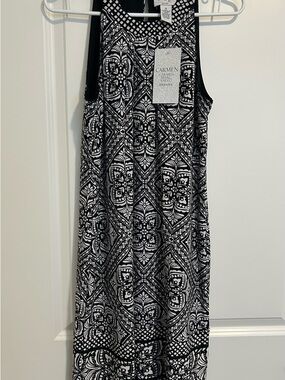 Carmen Marc Valvo Black and White Geometric Maxi Dress